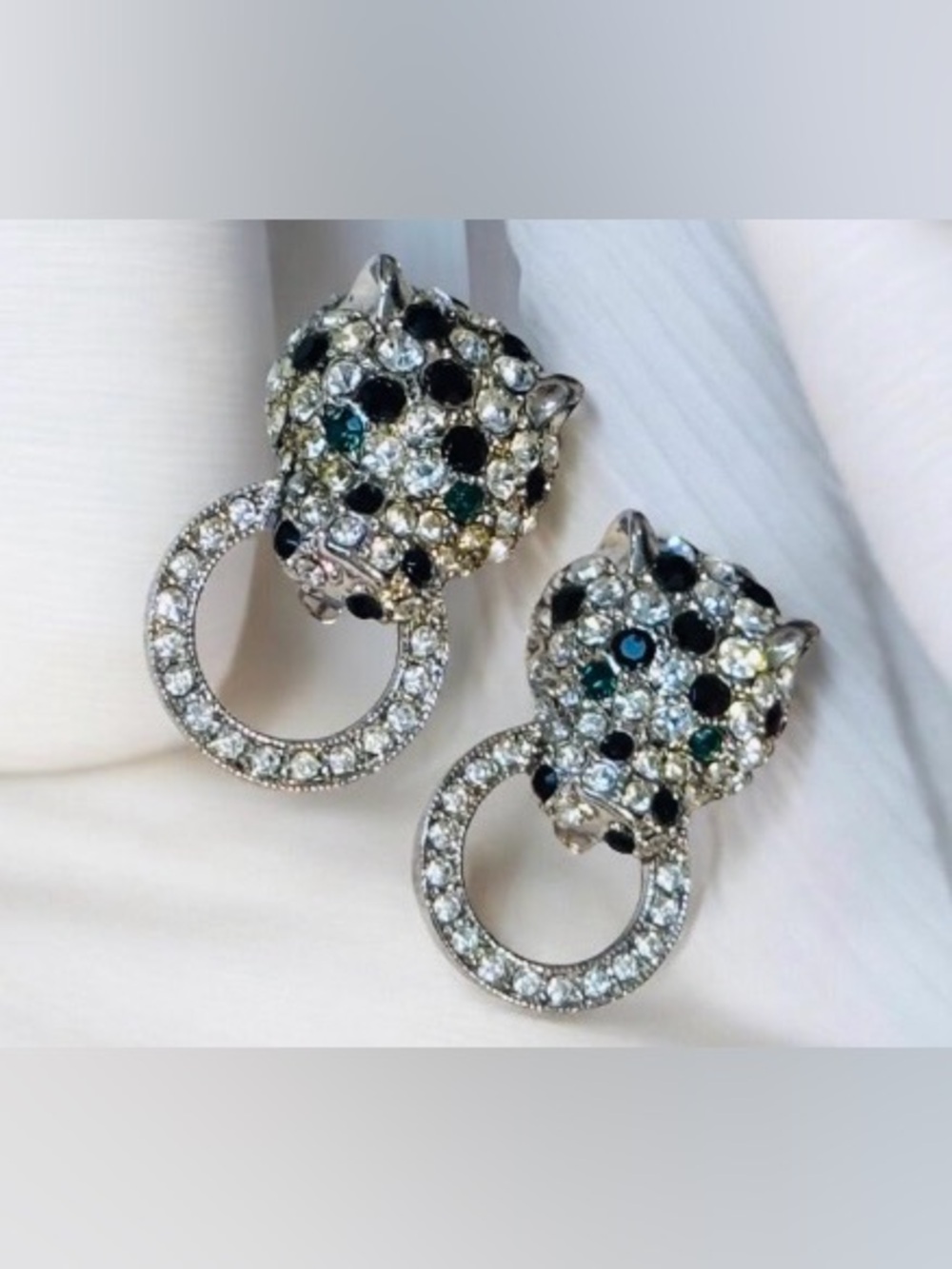 Kenneth Jay Lane KJL Crystal Leopard Clip On Earrings Rhinestone Statement - Picture 1 of 2